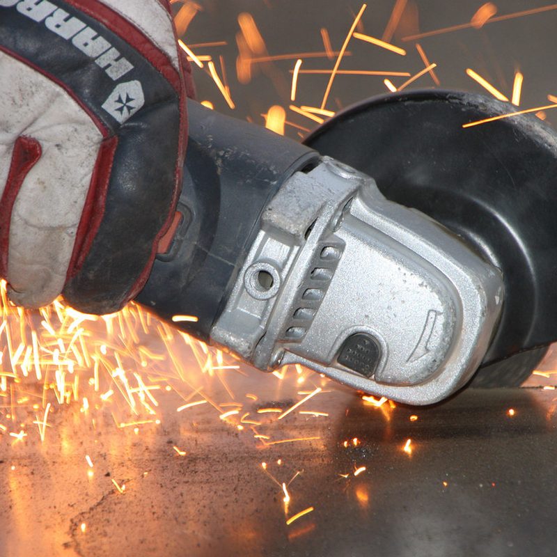 Bosch GWS 600 Angle Grinder - Standard
