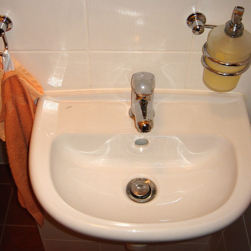 Cera Wash Basin with Pedestal - Standard